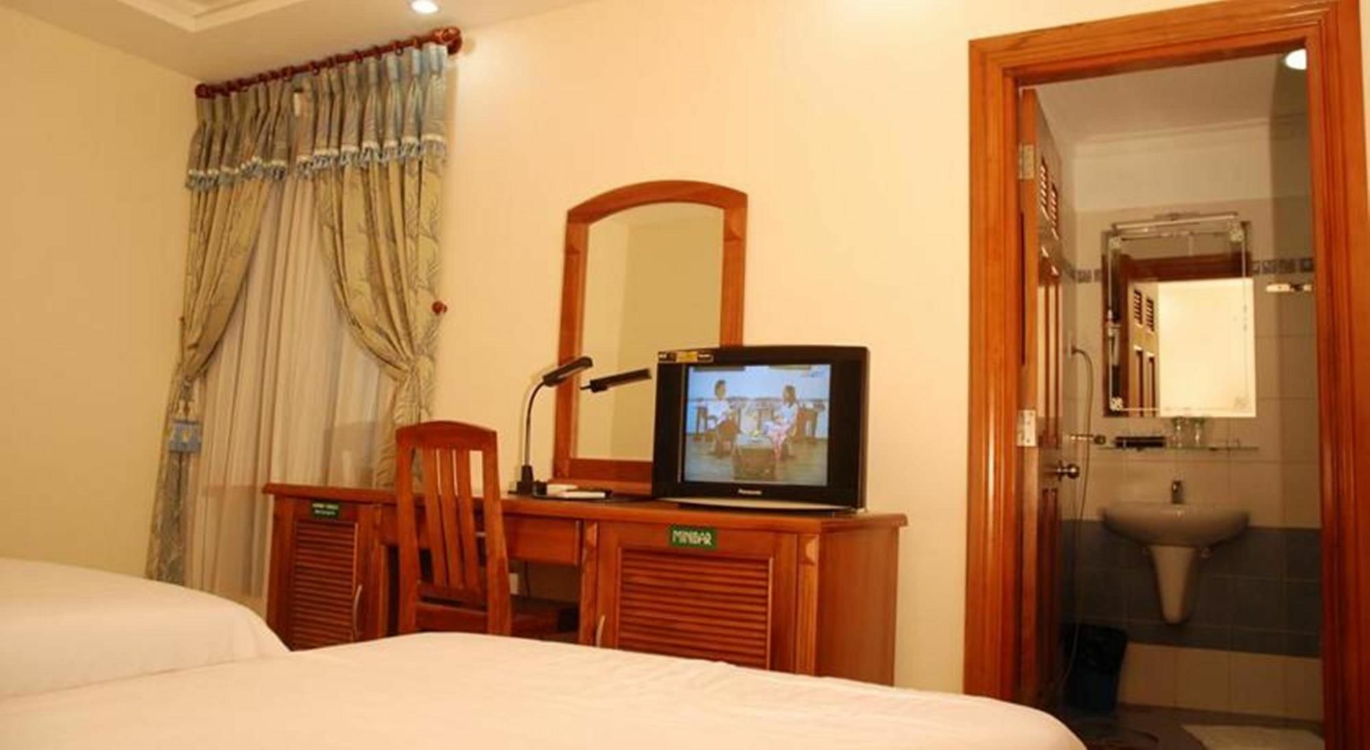 Phu An Hotel Ho Chi Minh-staden Exteriör bild