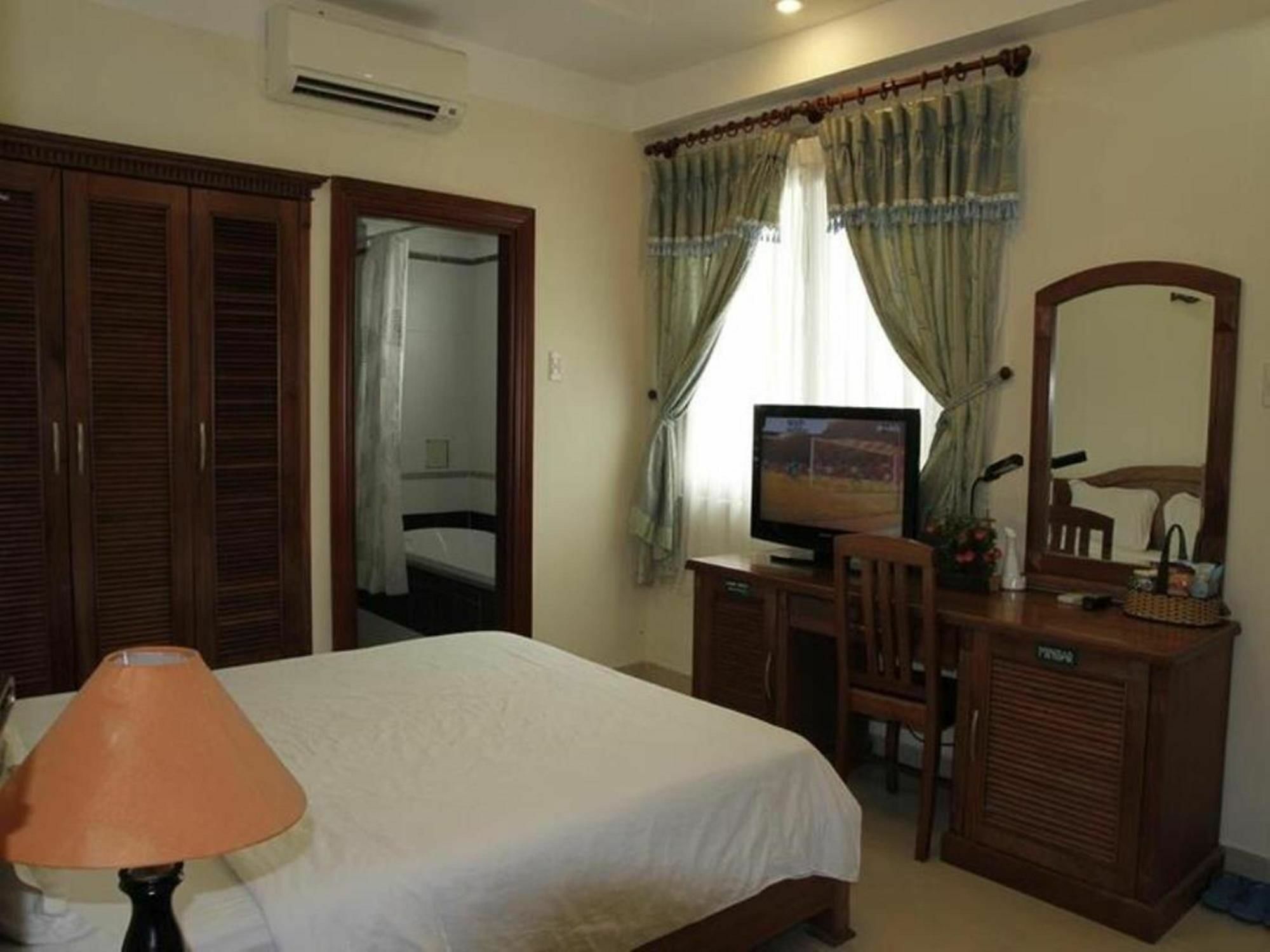 Phu An Hotel Ho Chi Minh-staden Exteriör bild